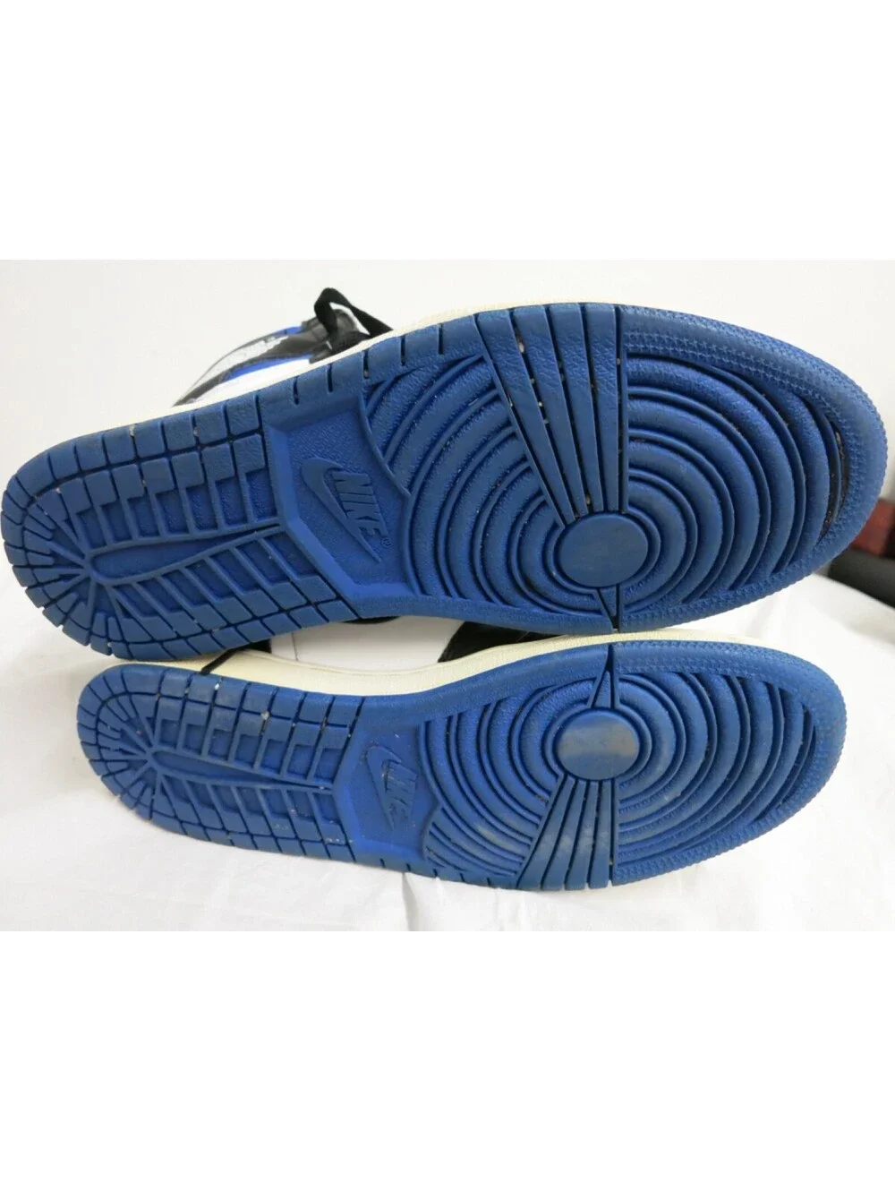Jordan Air Jordan 1 Retro High OG Royal Toe 2020 555088-041 sz 9.5
